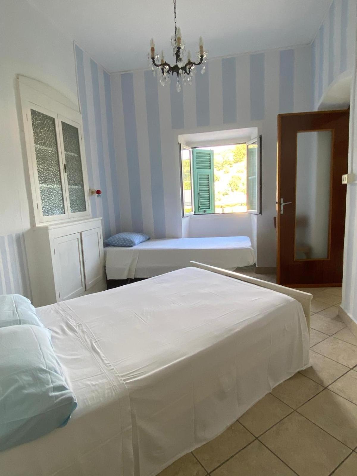 Casa Elvira Villa Imperia Eksteriør billede